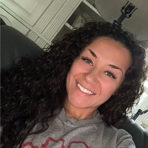 Meet your Posher, Halle